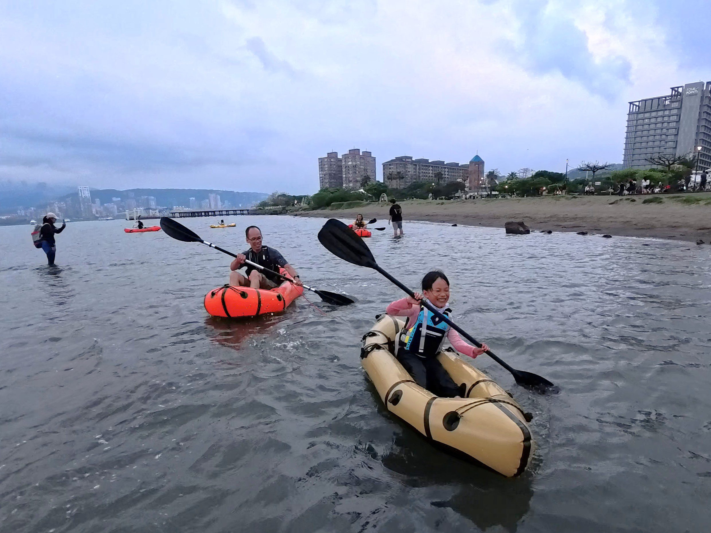 用力放電，沒力也可以隨時靠岸休息