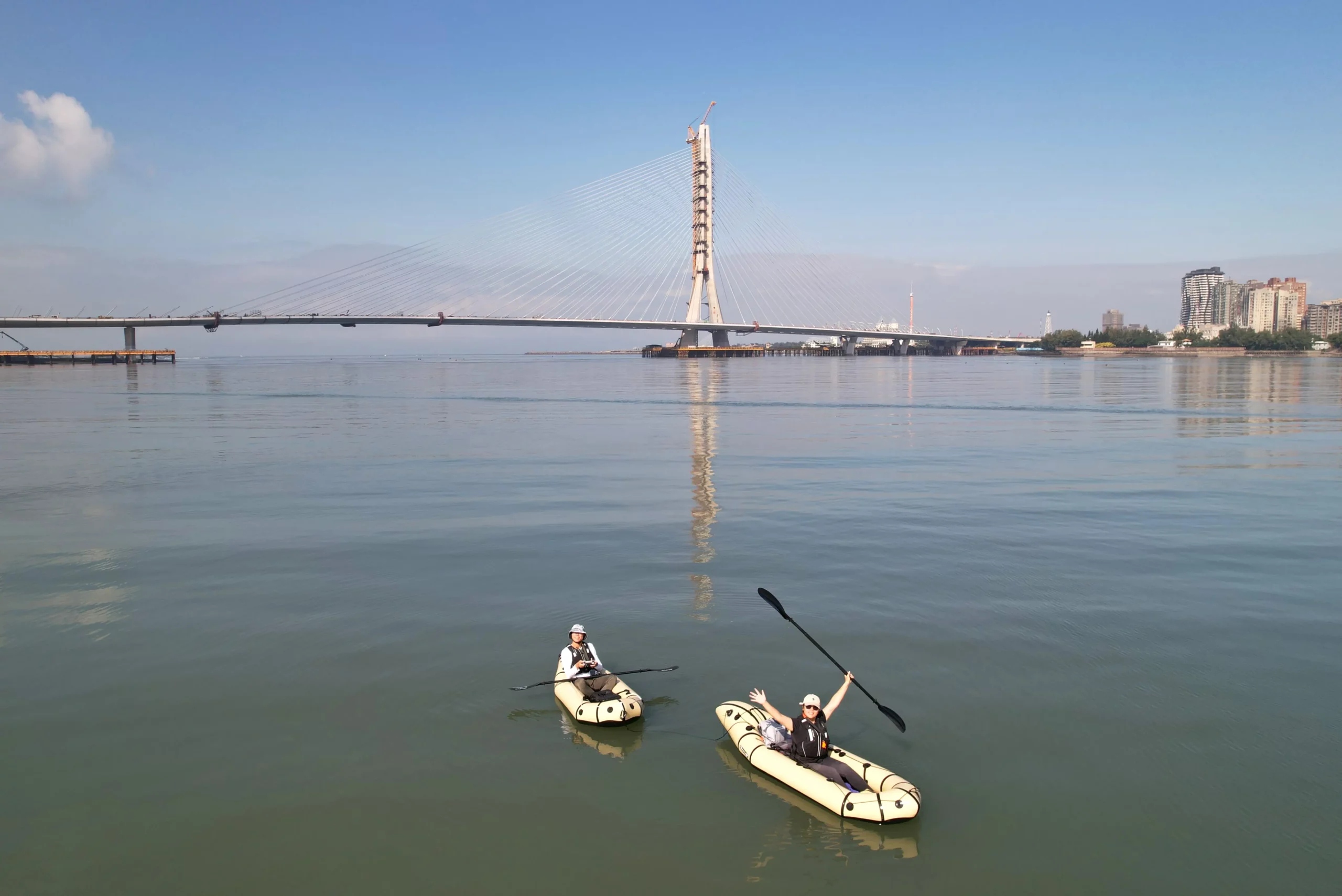 新北八里水上活動|背包艇城市漂流體驗|近距離探索淡江大橋 1 bali-packrafting-danjiang-bridge-tour-1